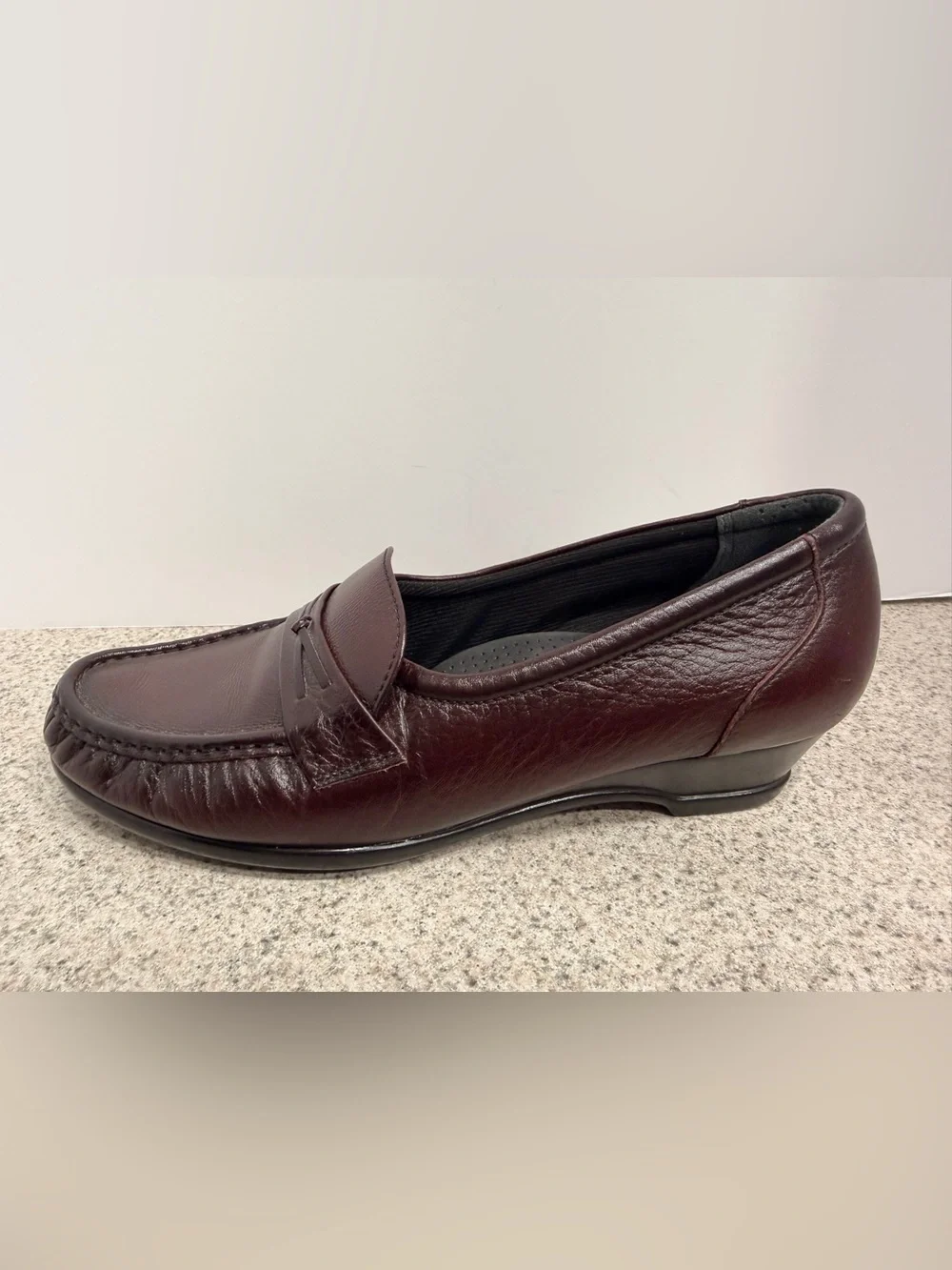SAS Easier Dress Wedge Loafers Tripad Comfort Shoes - Women's Size 8.5 M - Wine